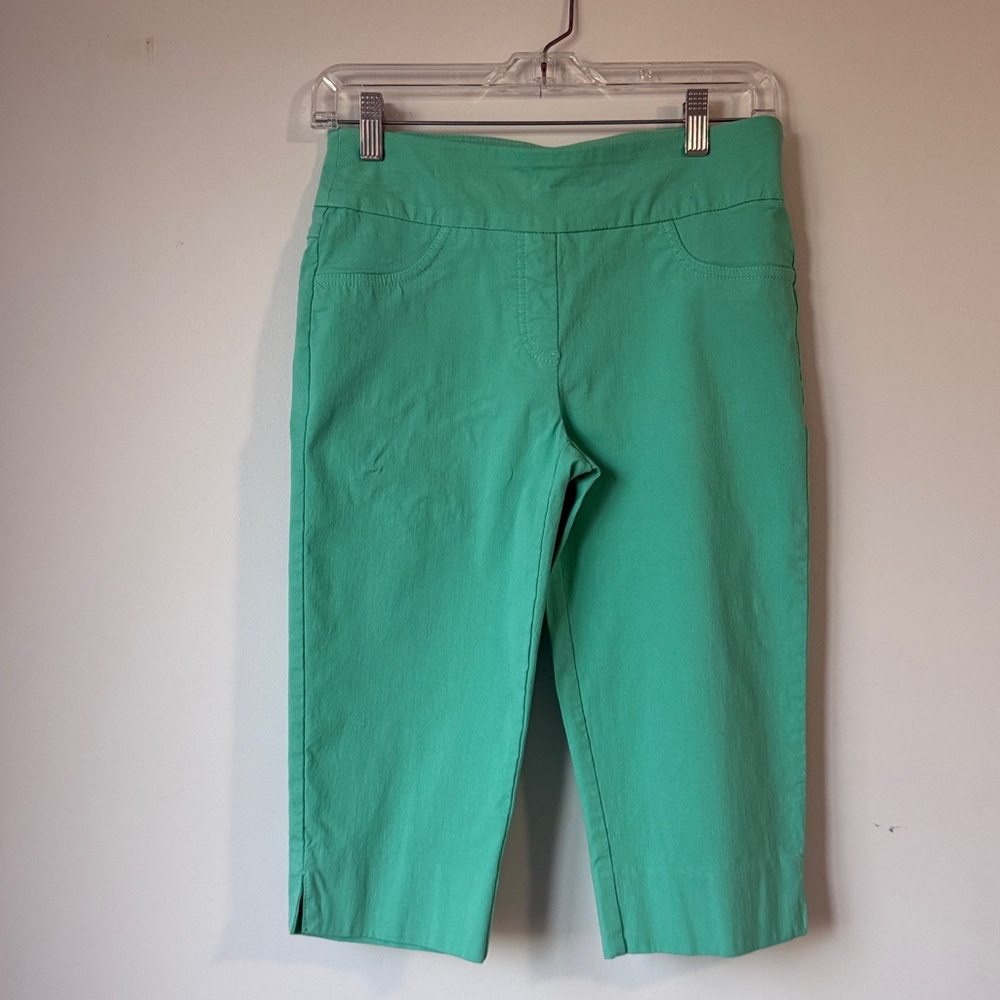 Ruby Rd. Pull On Capri Women's Pants Green SZ6P. Elastic Waist.